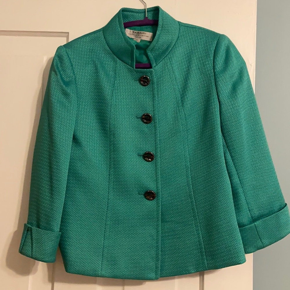 Tahari green blazer size 4p
